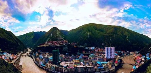 网络中国节·春节丨2024开启 甘孜“寻龙”之旅(图9)