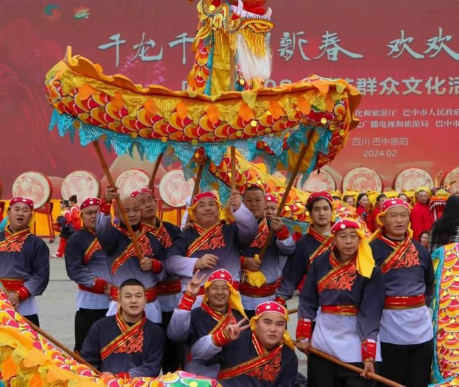 网络中国节·春节丨2024开启 甘孜“寻龙”之旅(图20)