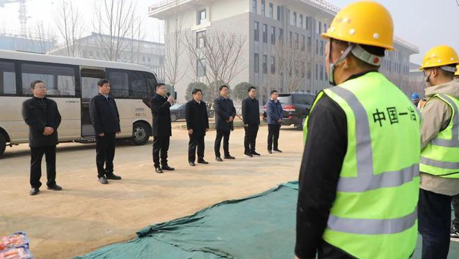 南阳市主要领导到中国一冶项目开展新春慰问(图2) 南阳市主要领导到中国一冶项目开展新春慰问(图2)