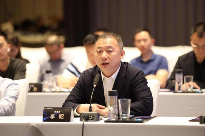 共商新趋势 共谋大发展——2024（重庆）泛家居圆桌会议暨兄弟装饰集团战略合作品牌签约仪式圆满举行(图4)