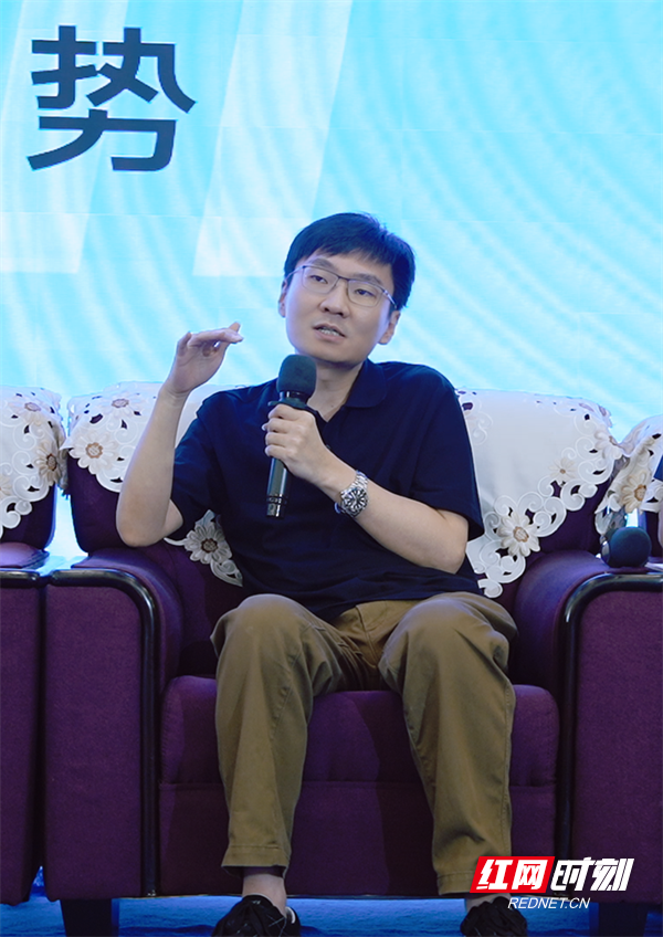 中国家装行业创新论坛暨美迪装饰定制全案首发仪式举行(图4)