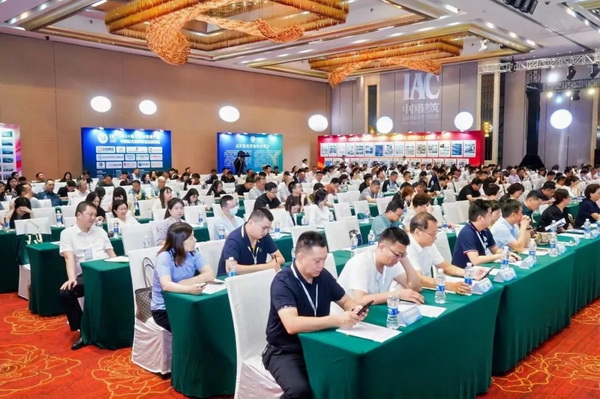 智能建造促发展 数字驱动引未来——2024第三届全装修产业与装配式装修智造发展论坛在武汉成功举行(图2) 智能建造促发展 数字驱动引未来——2024第三届全装修产业与装配式装修智造发展论坛在武汉成功举行(图2)