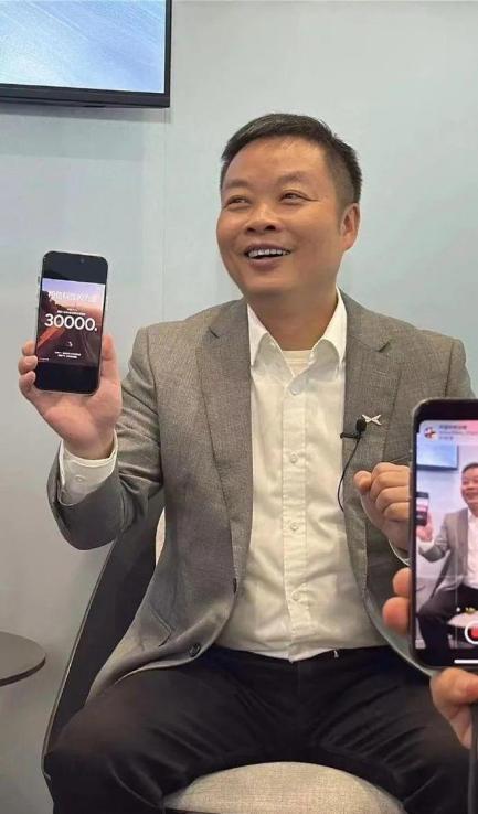 2024巴黎车展中国汽车风采依旧!(图10) 2024巴黎车展中国汽车风采依旧!(图10)