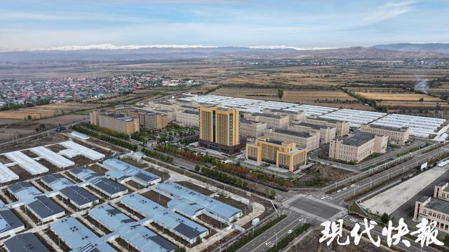 千里援疆山海情|产业援疆结硕果伊犁河谷上跑出“江苏速度”(图1) 千里援疆山海情|产业援疆结硕果伊犁河谷上跑出“江苏速度”(图1)