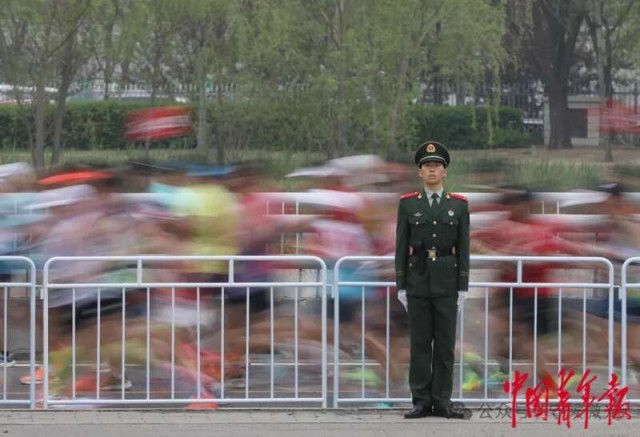 见天地见自己:中国青年报2024年度照片(图41) 见天地见自己:中国青年报2024年度照片(图41)
