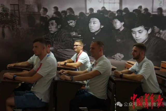 见天地见自己:中国青年报2024年度照片(图33) 见天地见自己:中国青年报2024年度照片(图33)