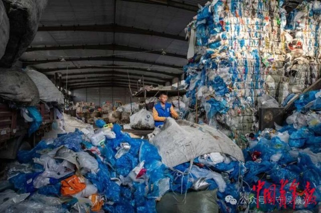 见天地见自己:中国青年报2024年度照片(图46) 见天地见自己:中国青年报2024年度照片(图46)
