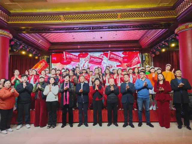 由超凡装饰赞助的郑州健身2024年度盛典成功举行(图1) 由超凡装饰赞助的郑州健身2024年度盛典成功举行(图1)