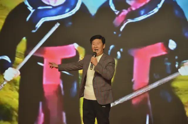 由超凡装饰赞助的郑州健身2024年度盛典成功举行(图3) 由超凡装饰赞助的郑州健身2024年度盛典成功举行(图3)