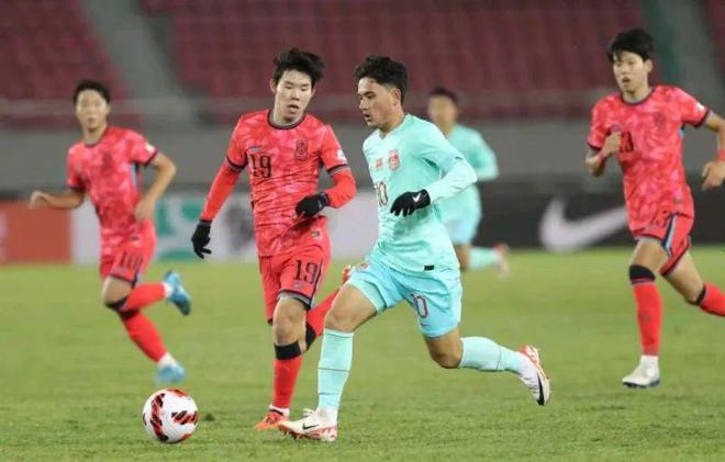 新疆16岁小伙艾比布拉荣获2024中国金童奖（U17）(图1)