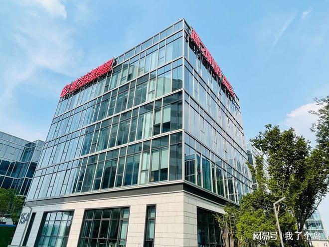 德才股份:从百亿市值到巨亏2亿装饰巨头的坠落与挣扎(图1) 德才股份:从百亿市值到巨亏2亿装饰巨头的坠落与挣扎(图1)