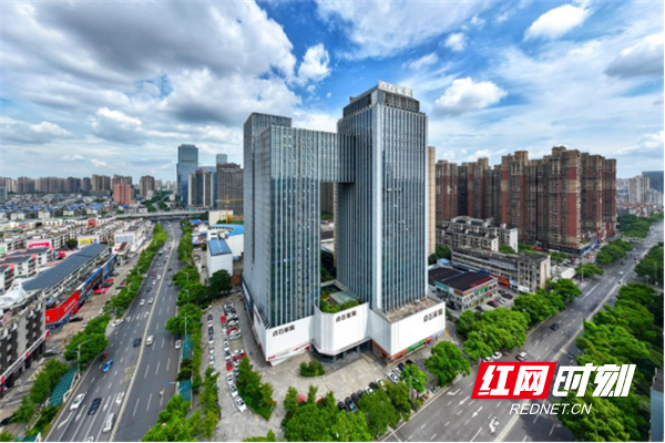 工程为本! 点石家装集团四度蝉联“领跑者”(图4) 工程为本! 点石家装集团四度蝉联“领跑者”(图4)